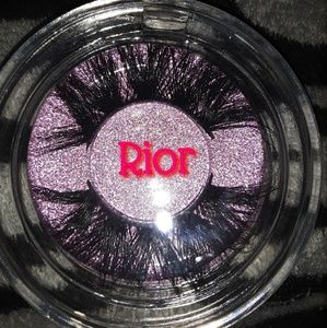 Meet your Posher, Desiree